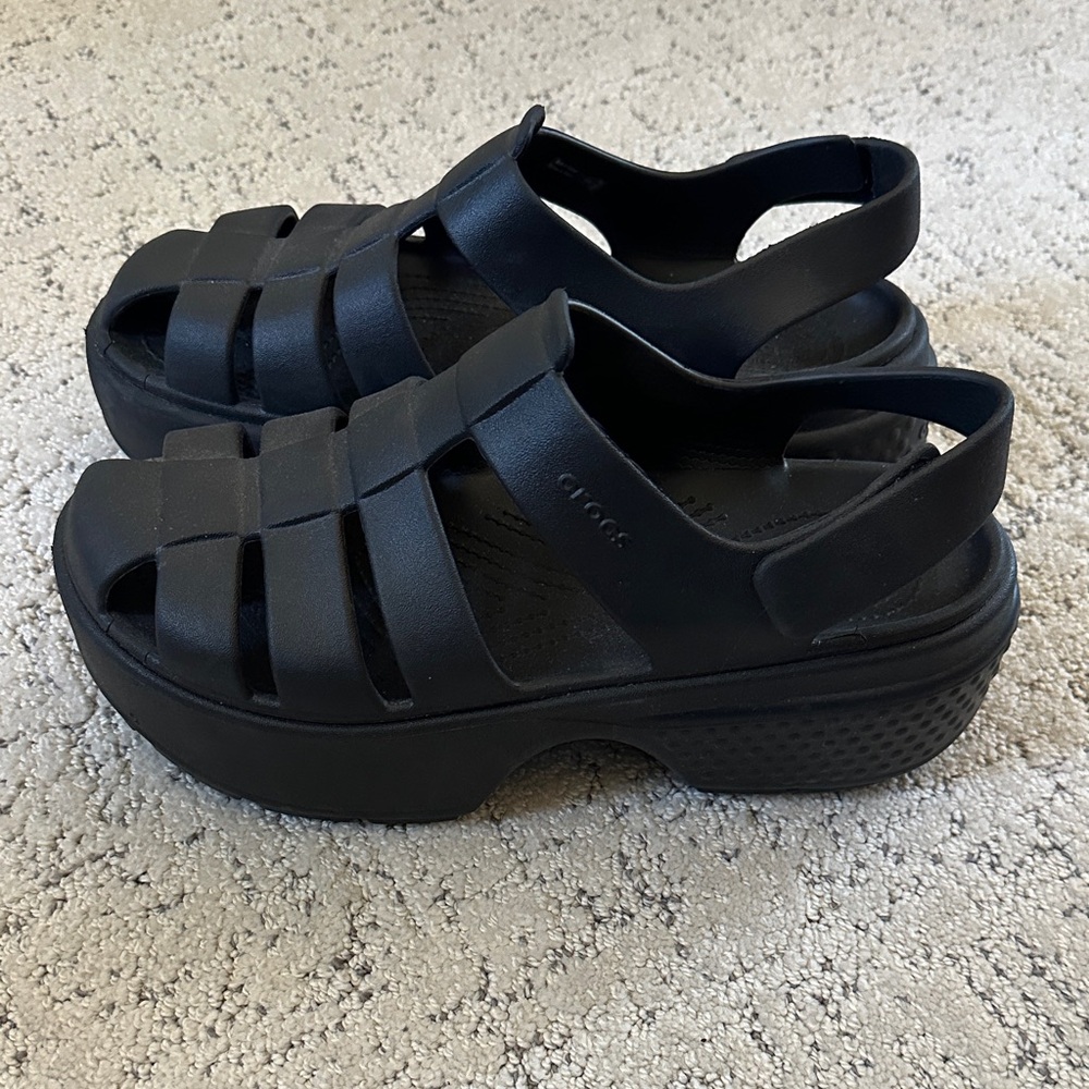 Crocs Fisherman Platform Sandals